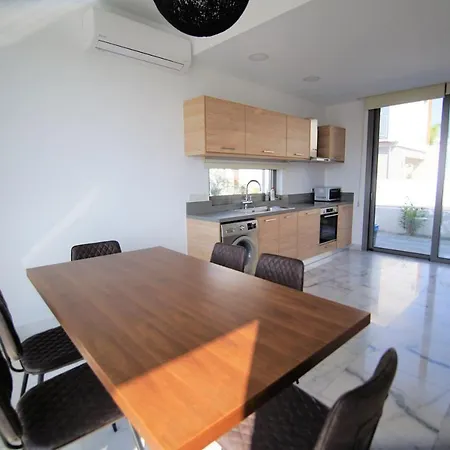Modern Petridia 3 *